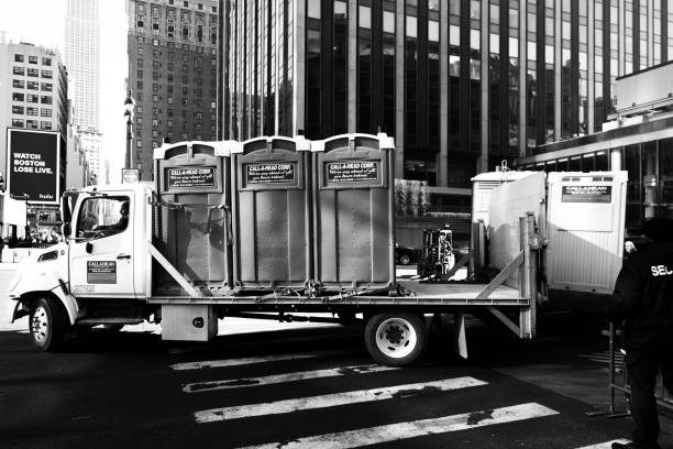 Best Portable bathroom rental  in Hilltop, MN